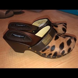 NWOT-Brand new- Dolce Gabbana wood clog